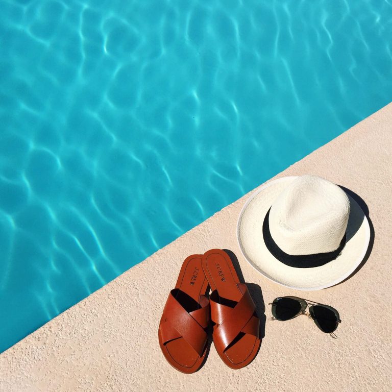 Essentials A Color Story